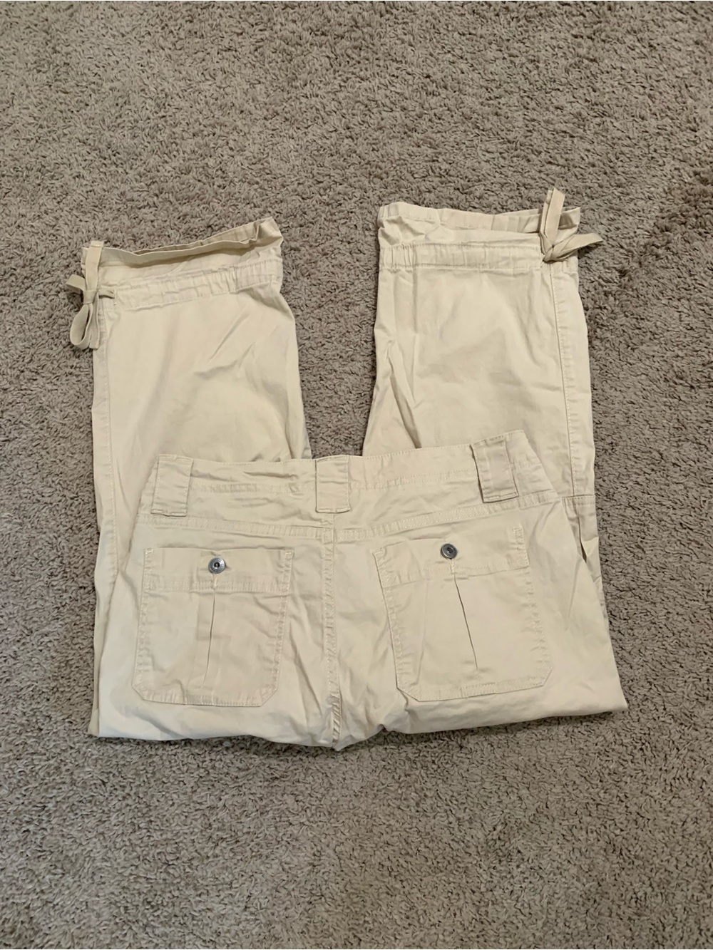 Gloria Vanderbilt Beige Cargo Capris 6 - Picture 8 of 8